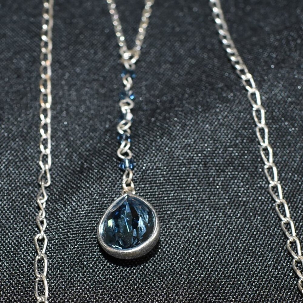 Touchstone Crystal by Swarovski Wrapped Up Necklace 1003N  New in Box